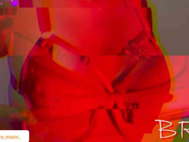 NahiaraEvans- webcam