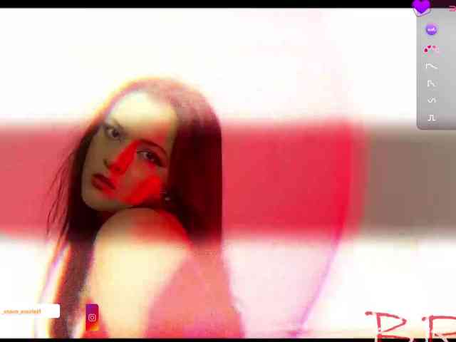 NahiaraEvans- webcam