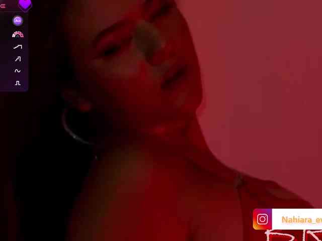 NahiaraEvans- webcam