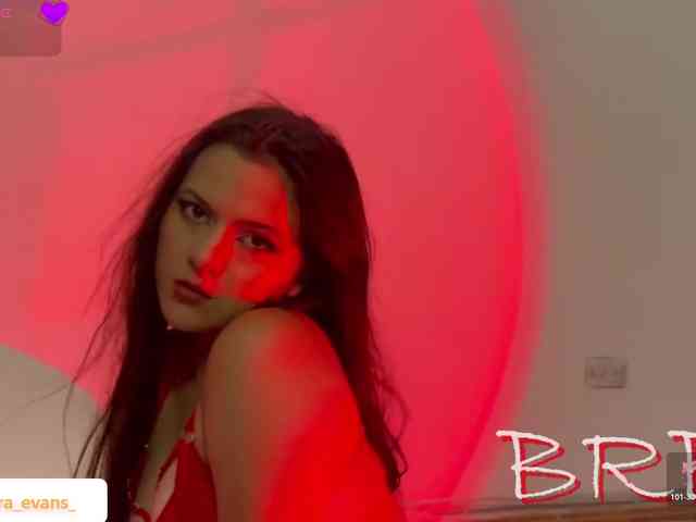 NahiaraEvans- webcam