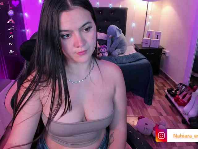 NahiaraEvans- webcam