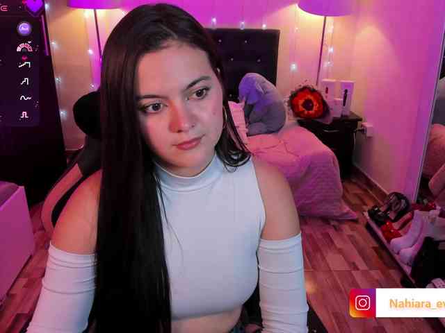 NahiaraEvans- webcam