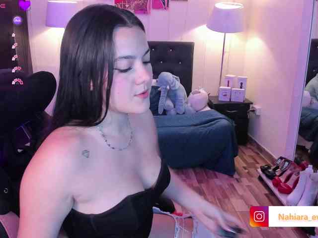 NahiaraEvans- webcam