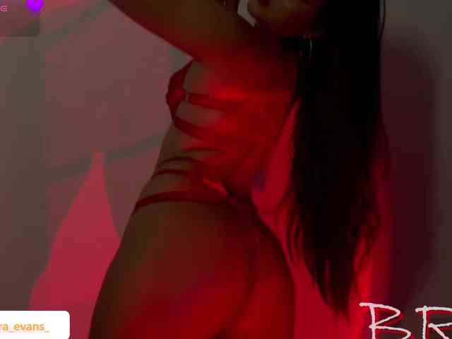 NahiaraEvans- webcam