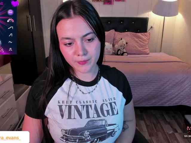 NahiaraEvans- NahiaraEvans-