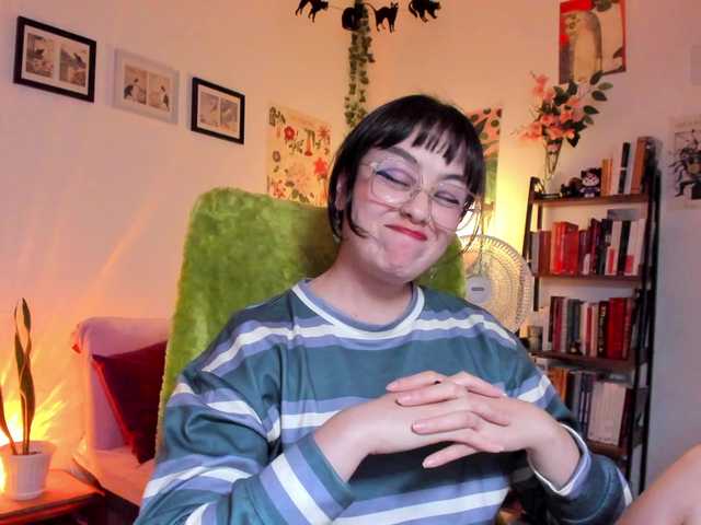 Luci--ana's BongaCams show and profile