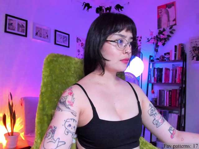 Luci--ana's BongaCams show and profile