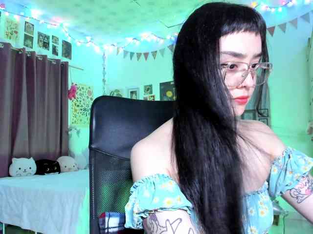 Luci--ana webcam