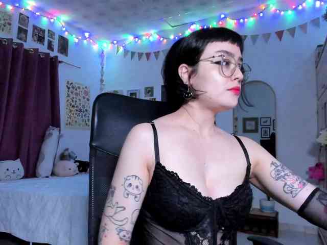 Luci--ana webcam