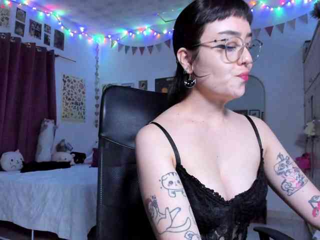 Luci--ana webcam