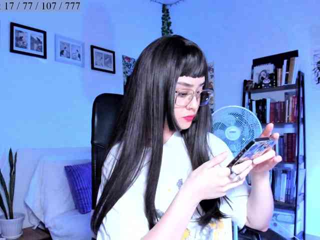 Luci--ana webcam