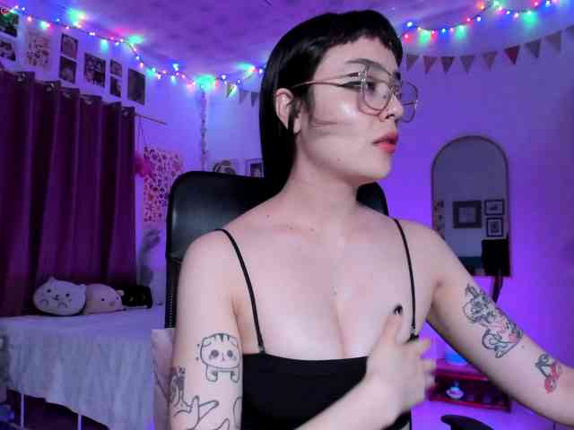 Luci--ana webcam