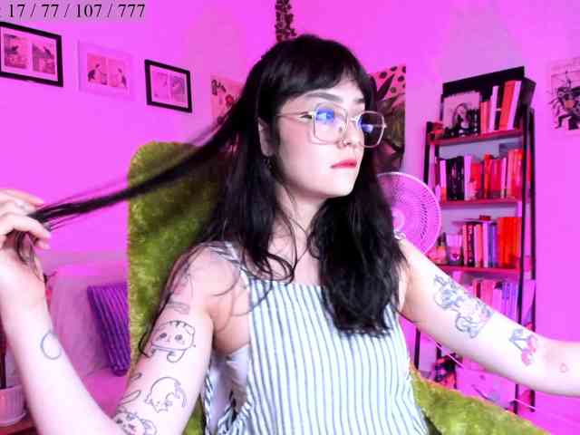 Luci--ana webcam