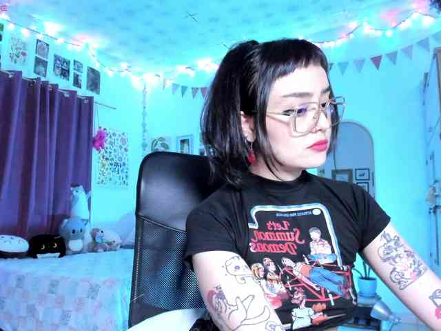 Luci--ana webcam