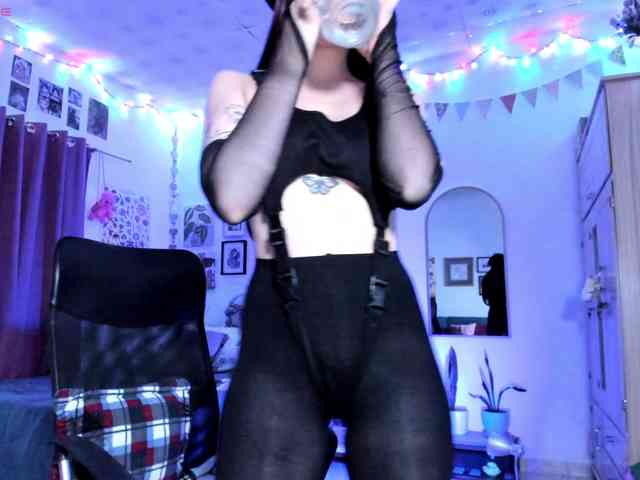 Luci--ana webcam
