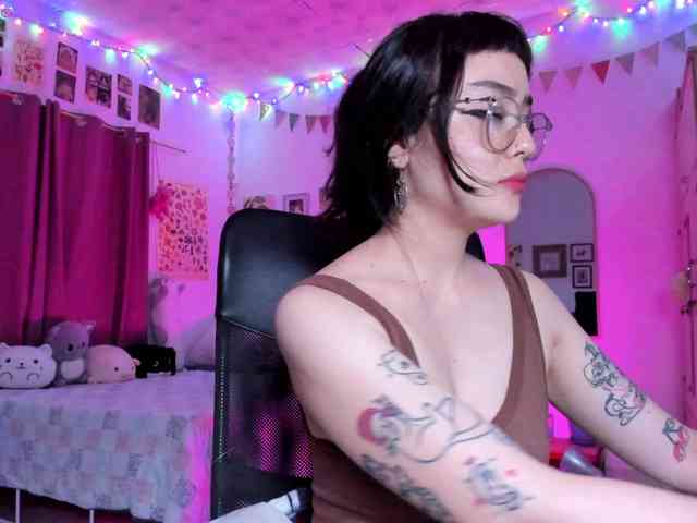 Luci--ana webcam
