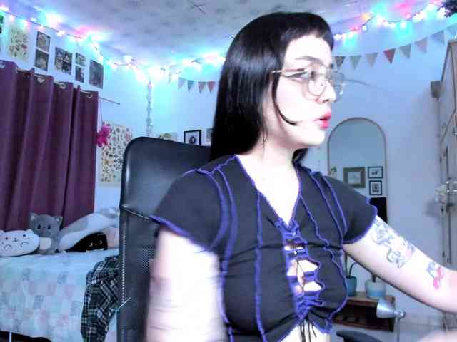 Luci--ana webcam