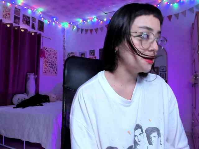 Luci--ana webcam