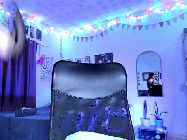 Luci--ana webcam