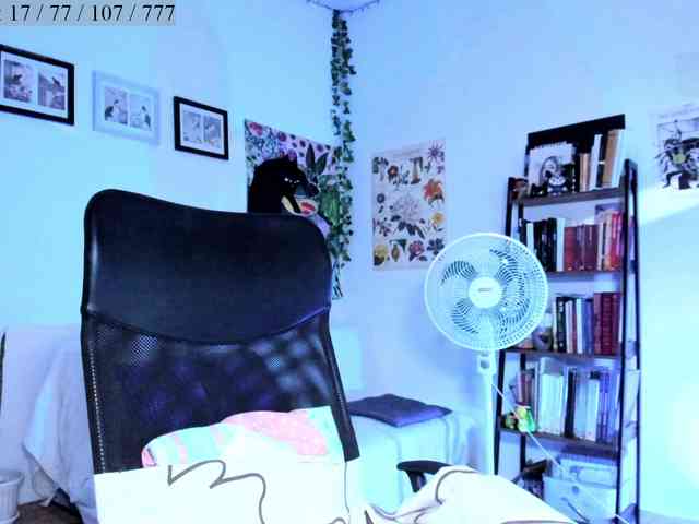 Luci--ana webcam