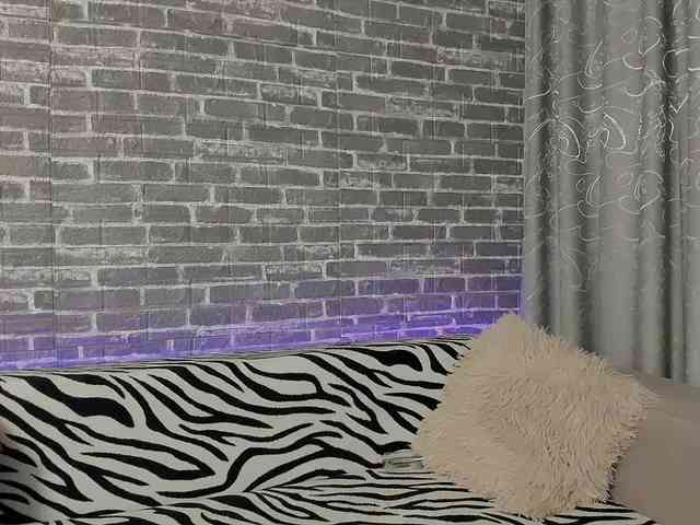 Adela27 webcam