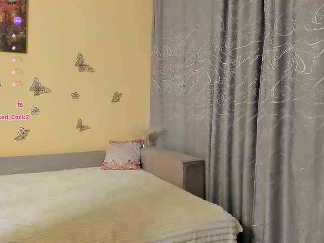 Adela27 webcam