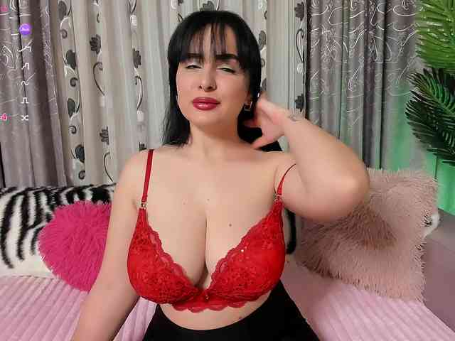 Adela27 webcam