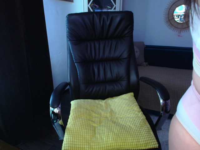 Amasha111's BongaCams show and profile