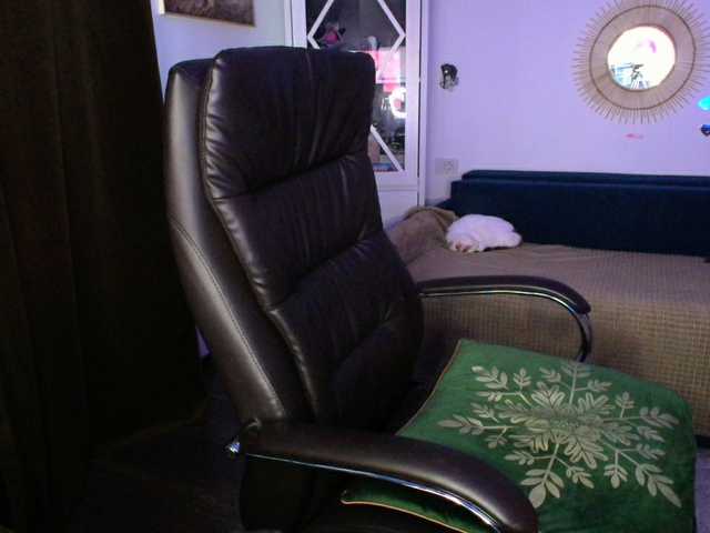 Amasha111's BongaCams show and profile