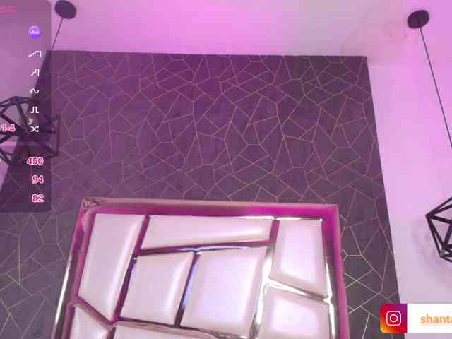 ShantalAddams webcam