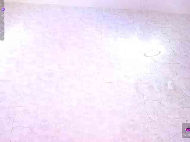 ShantalAddams webcam