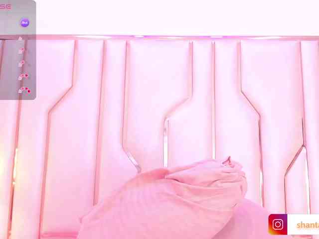 ShantalAddams webcam