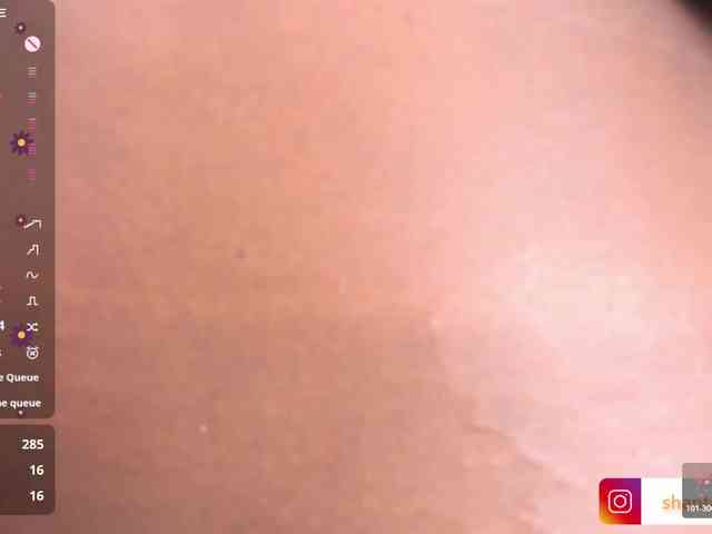 ShantalAddams webcam