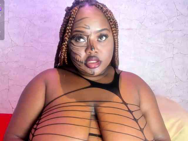 ShantalAddams webcam