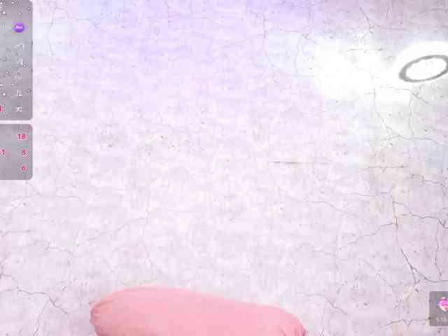 ShantalAddams webcam