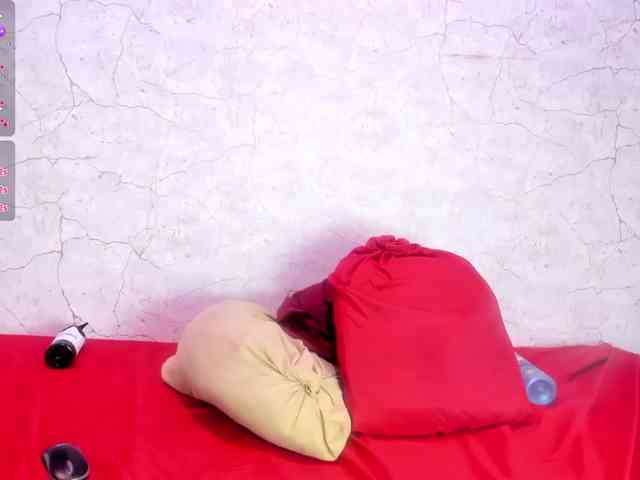 ShantalAddams webcam