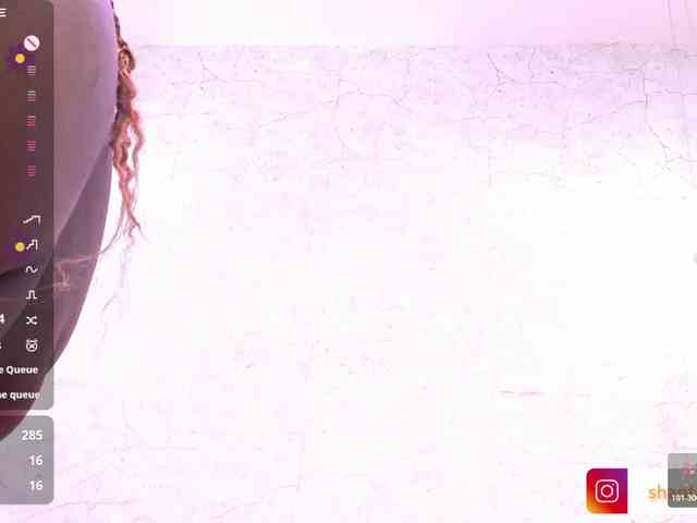 ShantalAddams webcam