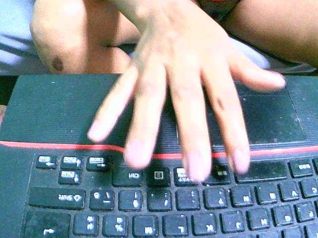 Juliesweety's BongaCams show and profile