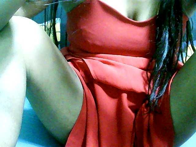 Juliesweety's BongaCams show and profile