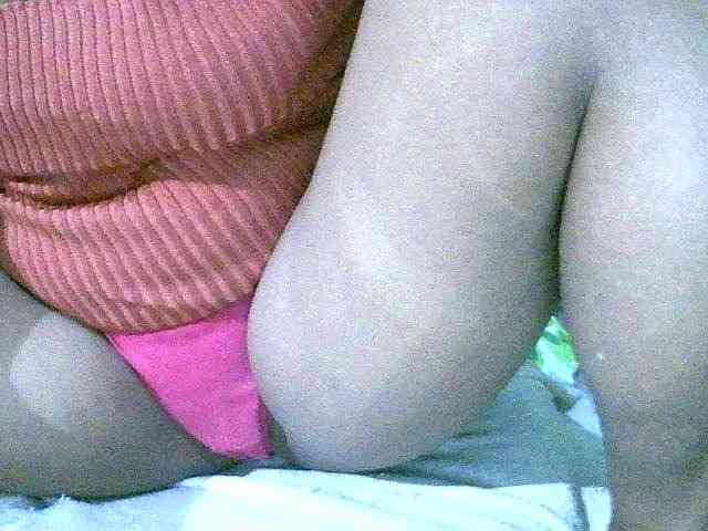 Juliesweety webcam