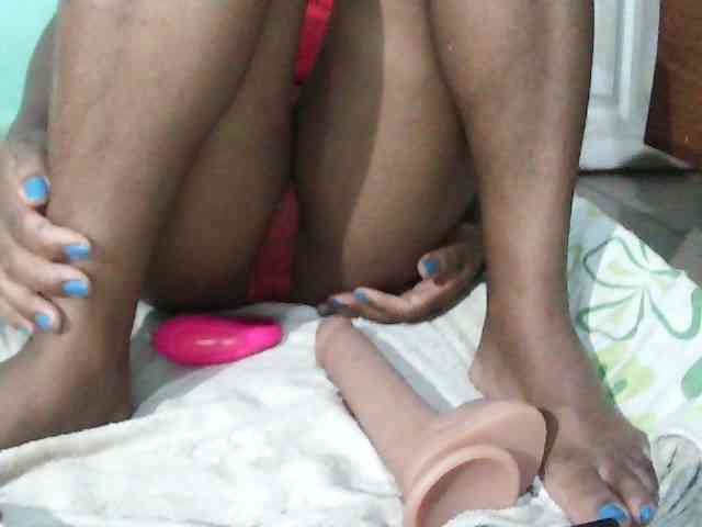 Juliesweety webcam