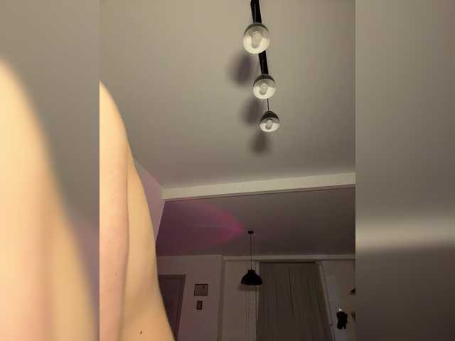 GlamModelHoney