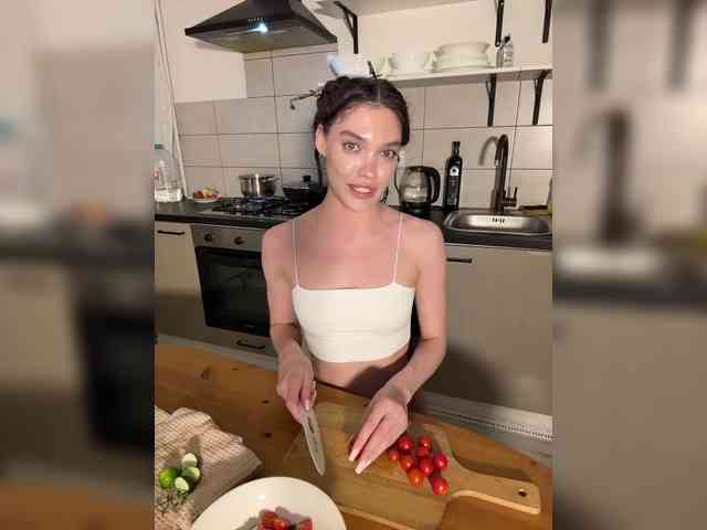GlamModelHoney webcam