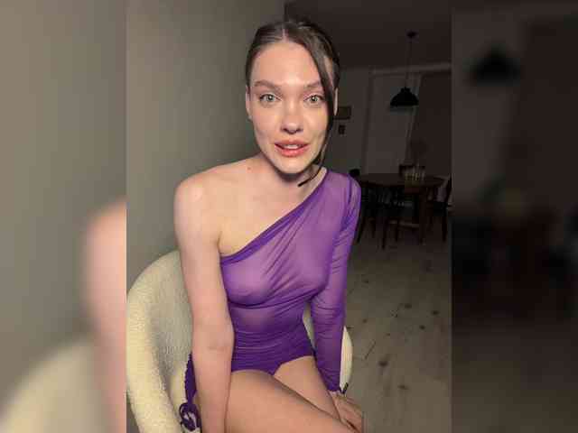 GlamModelHoney webcam