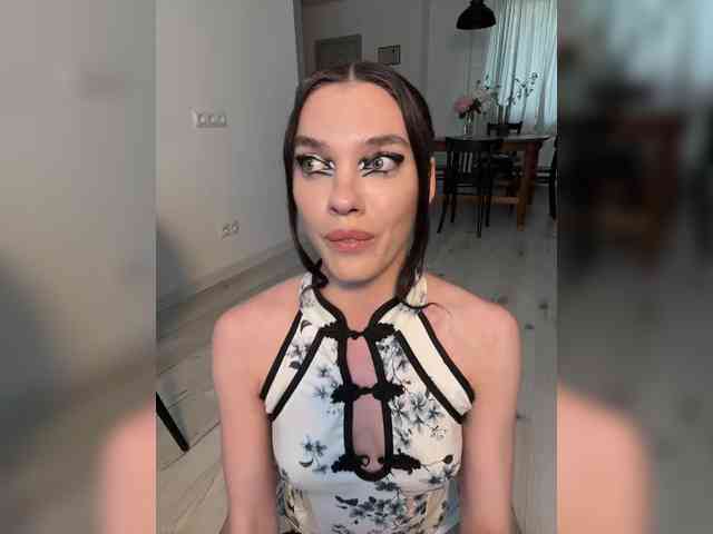 GlamModelHoney webcam