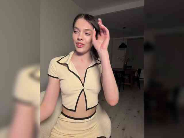 GlamModelHoney