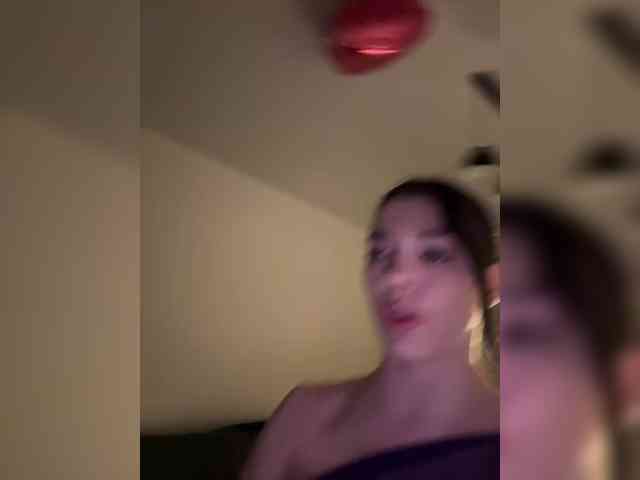 GlamModelHoney's webcam live show