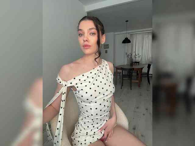 GlamModelHoney webcam