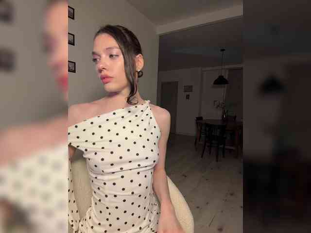 GlamModelHoney