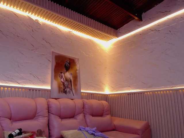 Alaya-Cute's BongaCams show and profile